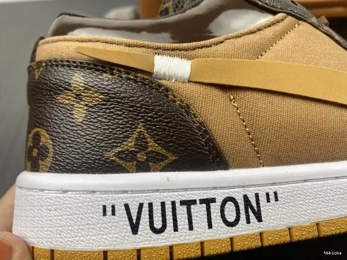 Reps TBK Jordan AJ1 1 x Off-Louis Air LOW OW 0625